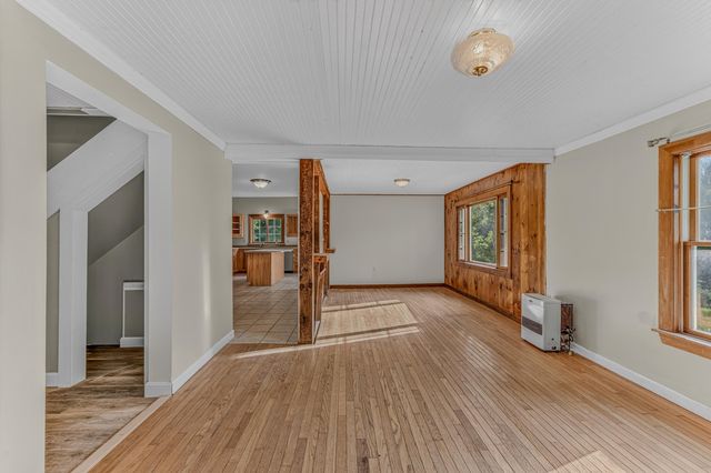 402 Oak Hill Road, Northfield, NH 03276