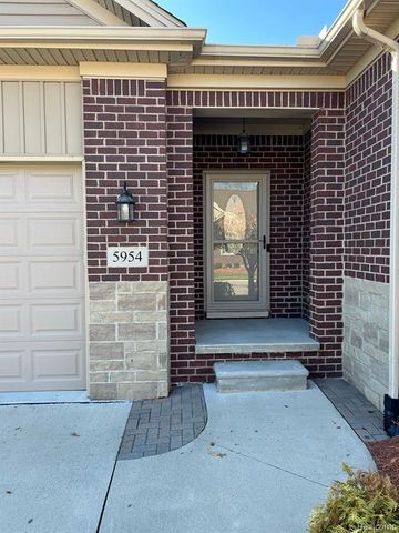 5954 Purple Martin Drive, South Rockwood, MI 48179