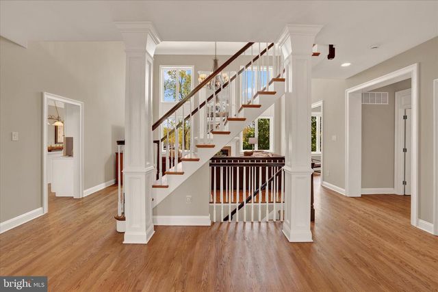 111 PINEWOOD CIR, New Hope, PA 18938