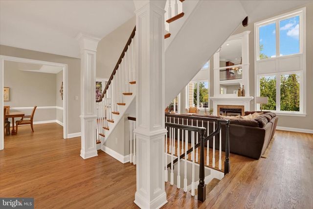 111 PINEWOOD CIR, New Hope, PA 18938
