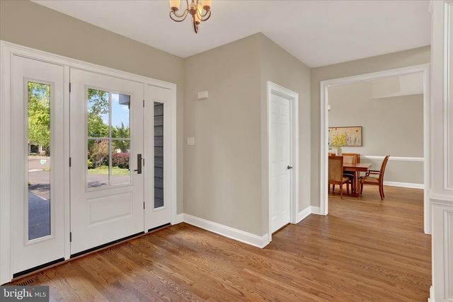 111 PINEWOOD CIR, New Hope, PA 18938