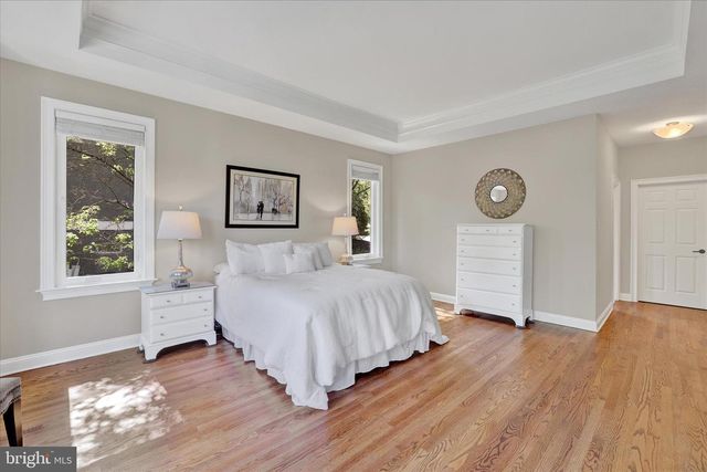 111 PINEWOOD CIR, New Hope, PA 18938
