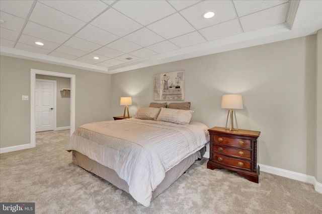 111 PINEWOOD CIR, New Hope, PA 18938