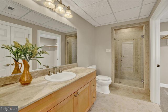 111 PINEWOOD CIR, New Hope, PA 18938