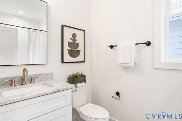 1228 N 36th St, Richmond, VA 23223