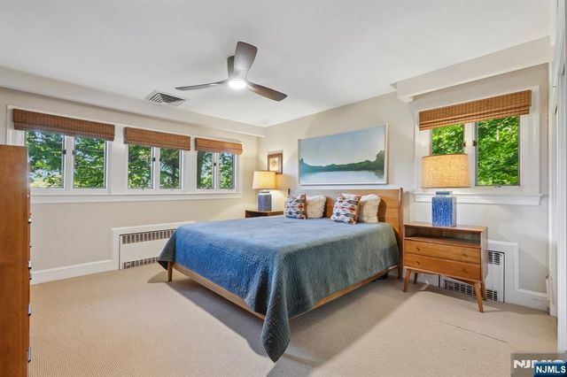 122 Sunrise Drive, Hawthorne, NJ 07506