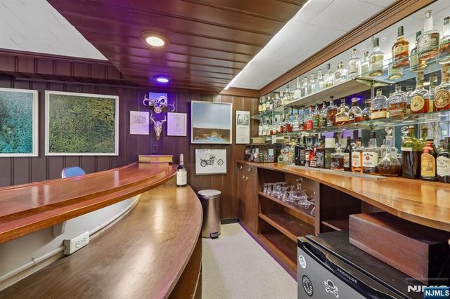 122 Sunrise Drive, Hawthorne, NJ 07506