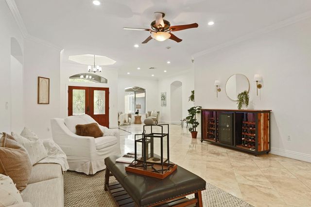 7306 Van Allen Rd, Stockton, CA 95215