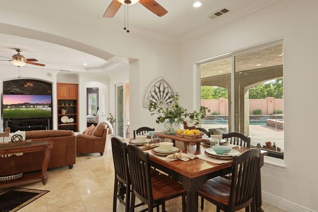 7306 Van Allen Rd, Stockton, CA 95215