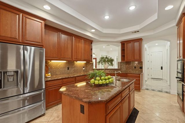 7306 Van Allen Rd, Stockton, CA 95215