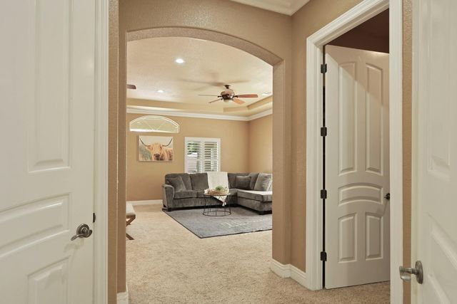 7306 Van Allen Rd, Stockton, CA 95215