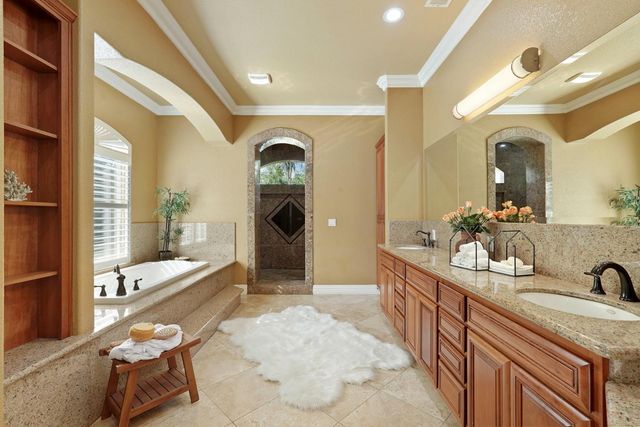 7306 Van Allen Rd, Stockton, CA 95215