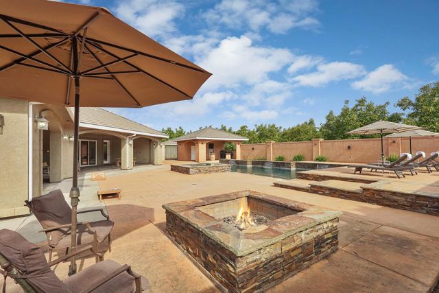 7306 Van Allen Rd, Stockton, CA 95215