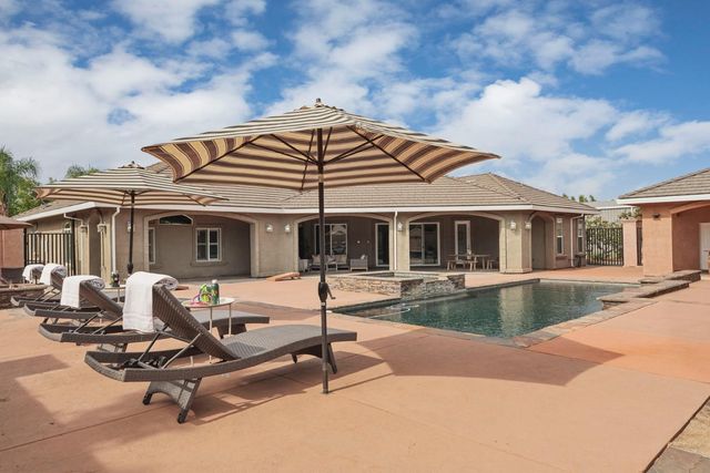 7306 Van Allen Rd, Stockton, CA 95215