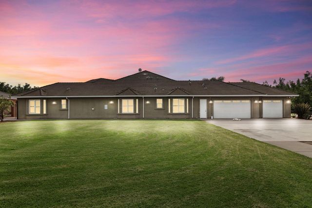 7306 Van Allen Rd, Stockton, CA 95215