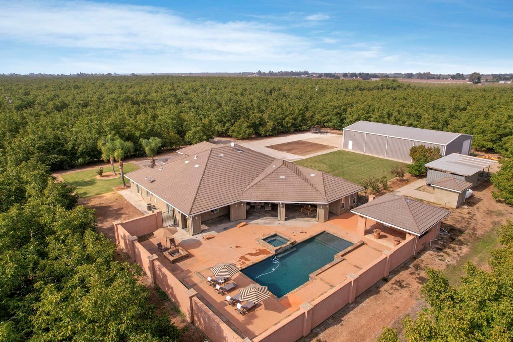 7306 Van Allen Rd, Stockton, CA 95215