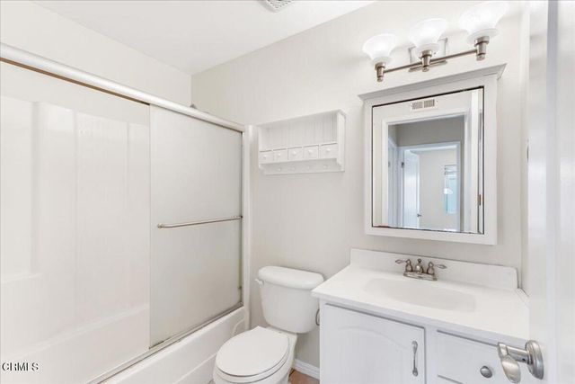 569 Rio Grande Circle, Thousand Oaks, CA 91360