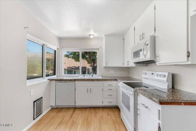 569 Rio Grande Circle, Thousand Oaks, CA 91360