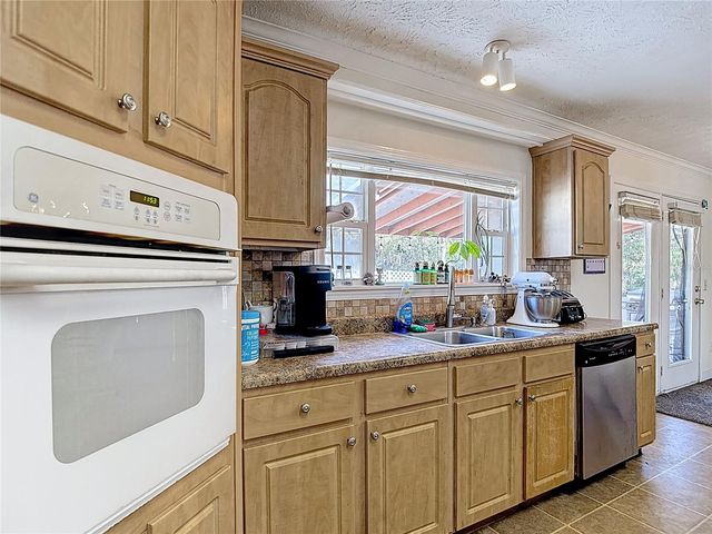 15821 ARCHER STREET, Hudson, FL 34667