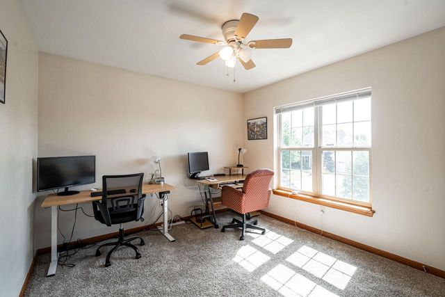 3762 E Stargrass LANE, Oak Creek, WI 53154