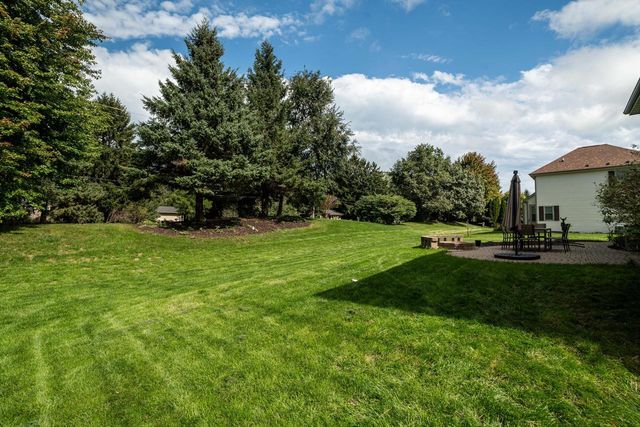 3762 E Stargrass LANE, Oak Creek, WI 53154