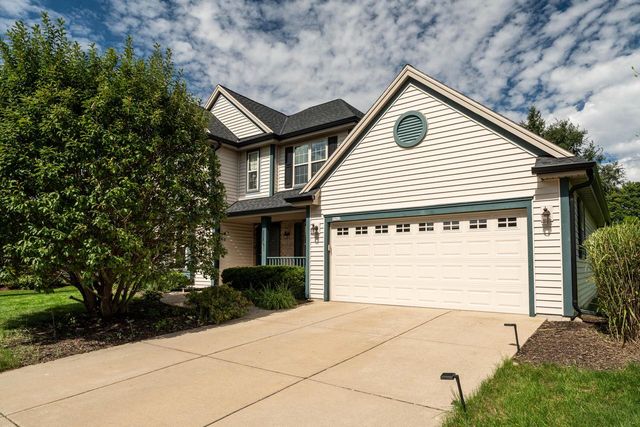 3762 E Stargrass LANE, Oak Creek, WI 53154