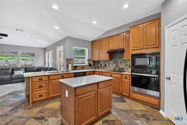 4133 Rockwood Drive, Lago Vista, TX 78645