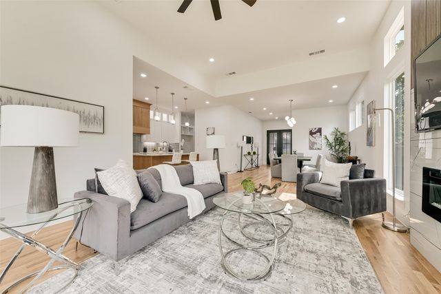 1220 Walmsley Avenue, Dallas, TX 75208