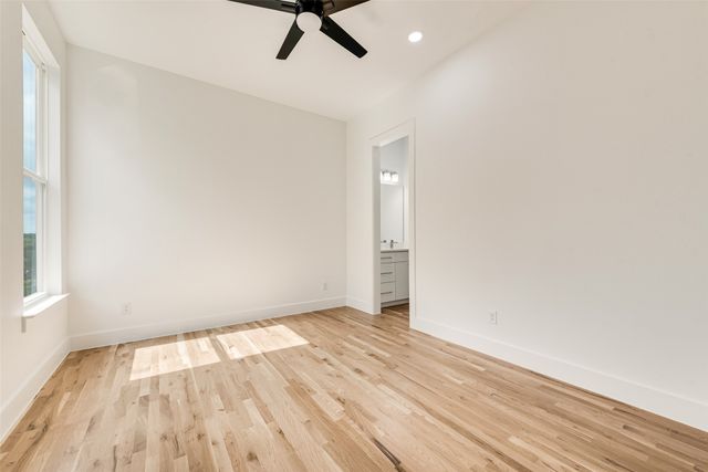 1220 Walmsley Avenue, Dallas, TX 75208