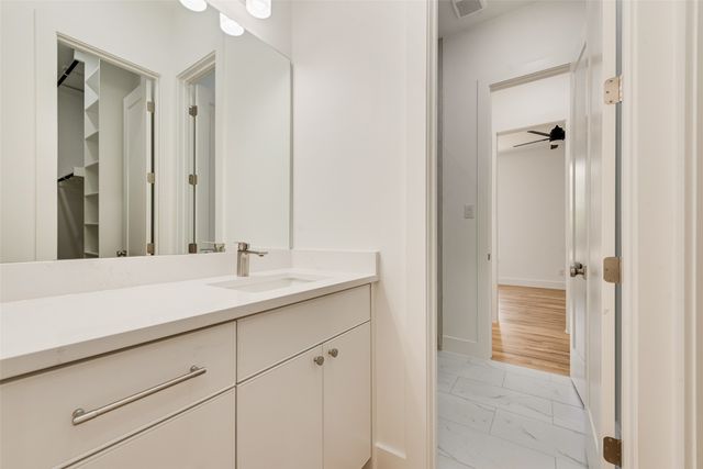 1220 Walmsley Avenue, Dallas, TX 75208