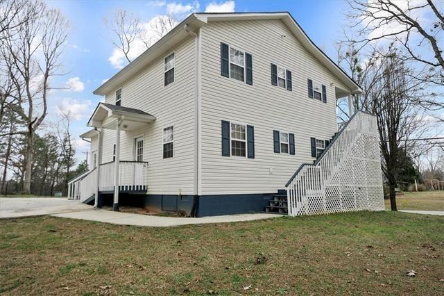 7065 Dawsonville Highway A, Dawsonville, GA 30534