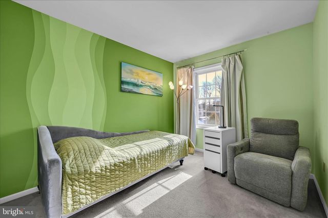 24 HERON RD, Lititz, PA 17543