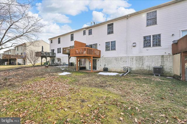 24 HERON RD, Lititz, PA 17543