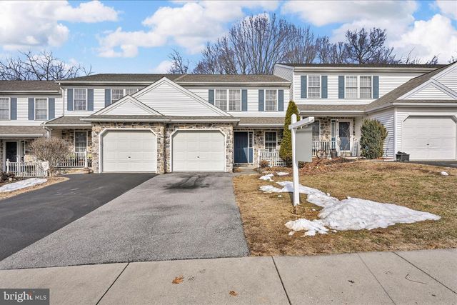 24 HERON RD, Lititz, PA 17543