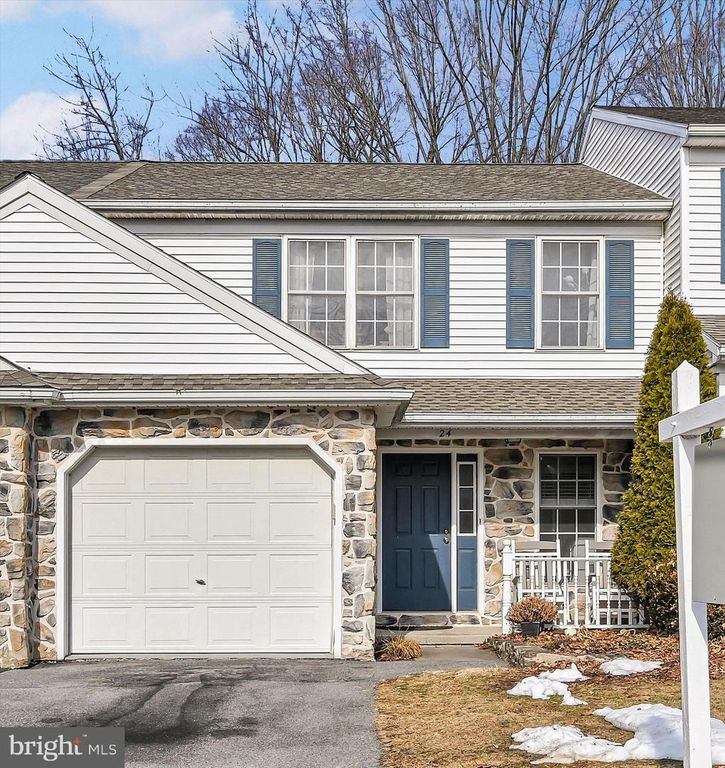 24 HERON RD, Lititz, PA 17543