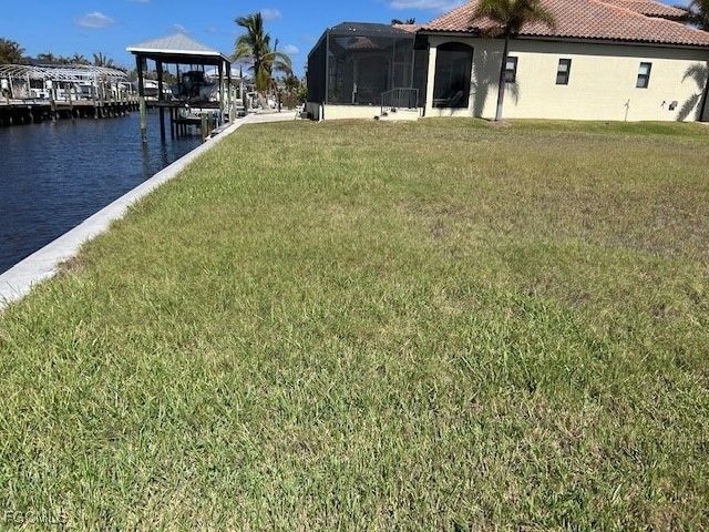 2417 Macadamia LN, St James City, FL 33956