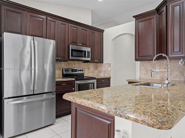 1861 NW 142nd Terrace, Pembroke Pines, FL 33028