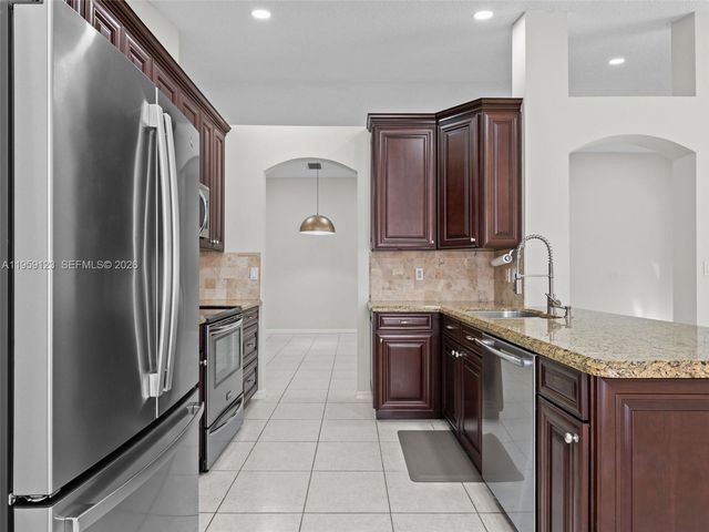 1861 NW 142nd Terrace, Pembroke Pines, FL 33028