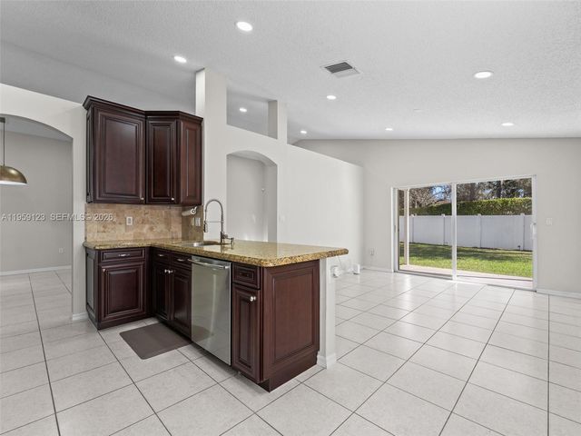 1861 NW 142nd Terrace, Pembroke Pines, FL 33028