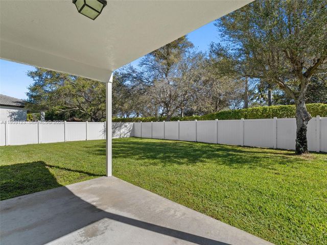 1861 NW 142nd Terrace, Pembroke Pines, FL 33028