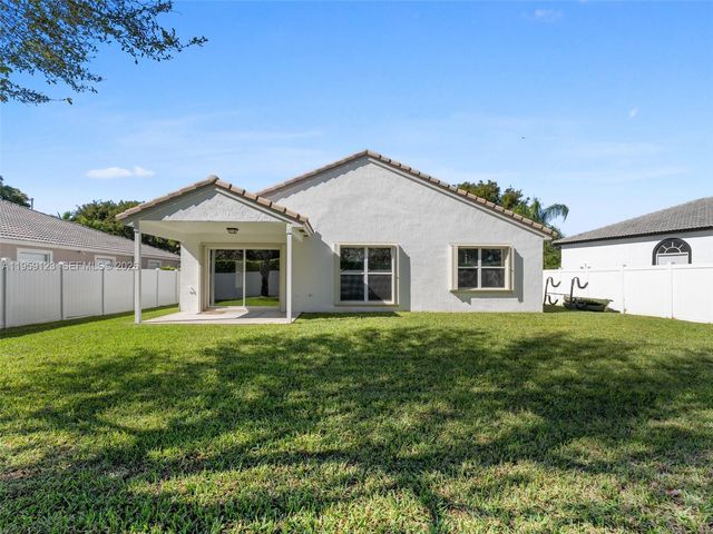 1861 NW 142nd Terrace, Pembroke Pines, FL 33028