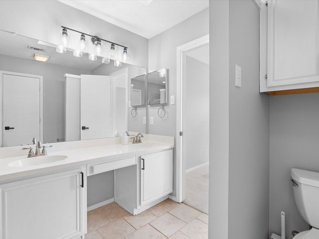 616 Renaissance Place, Cedar Hill, TX 75104