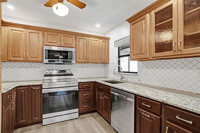 2541 N Carambola Cir N 1832, Coconut Creek, FL 33066