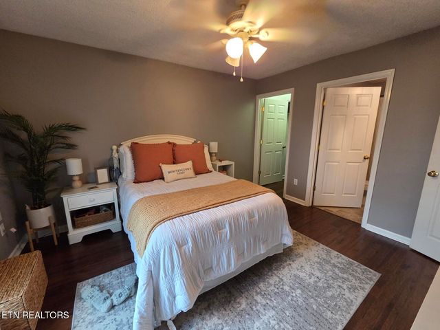 236 Dalton Place Way, Knoxville, TN 37912