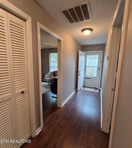 236 Dalton Place Way, Knoxville, TN 37912