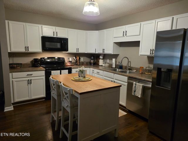 236 Dalton Place Way, Knoxville, TN 37912