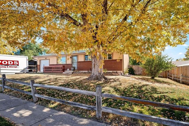 6723 Seneca Road, Colorado Springs, CO 80915