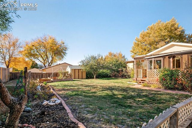 6723 Seneca Road, Colorado Springs, CO 80915