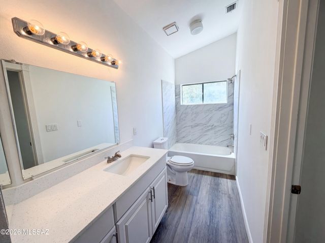 642 W Cassidy Place, Tucson, AZ 85737