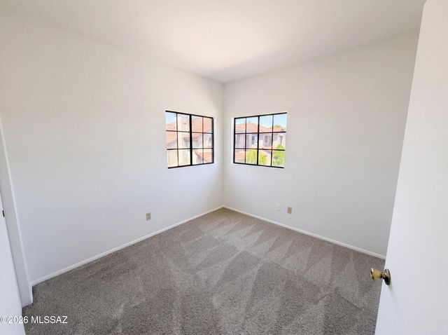 642 W Cassidy Place, Tucson, AZ 85737